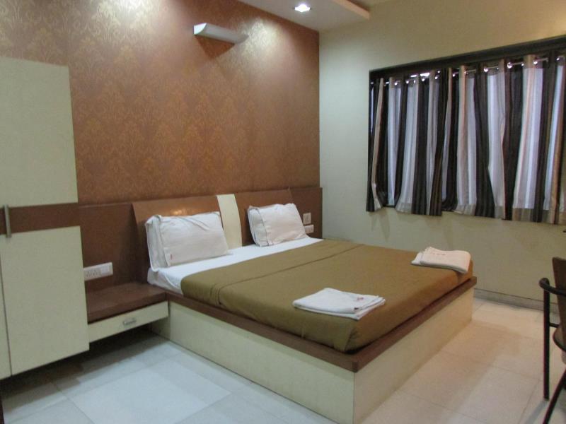 Fabhotel Skylark Inn Nashik Exterior foto